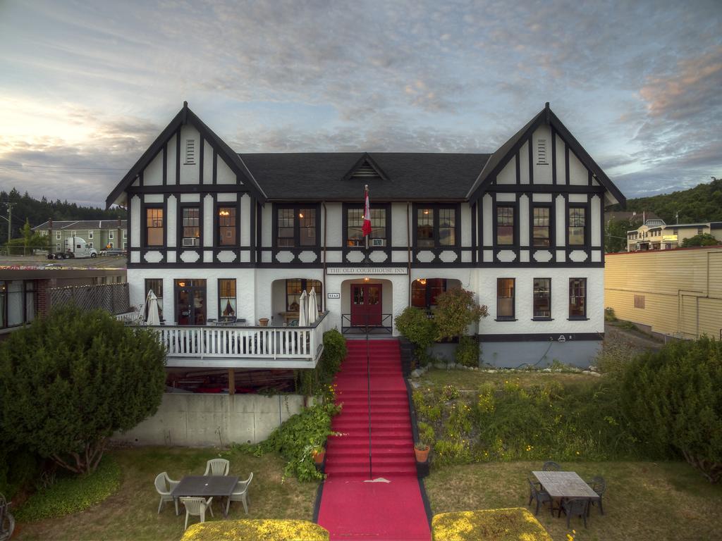 The Old Courthouse Inn Powell River Bagian luar foto
