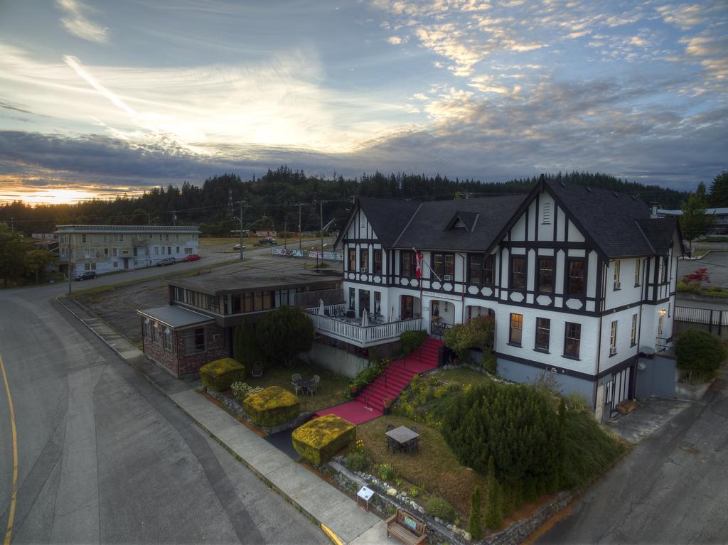 The Old Courthouse Inn Powell River Bagian luar foto