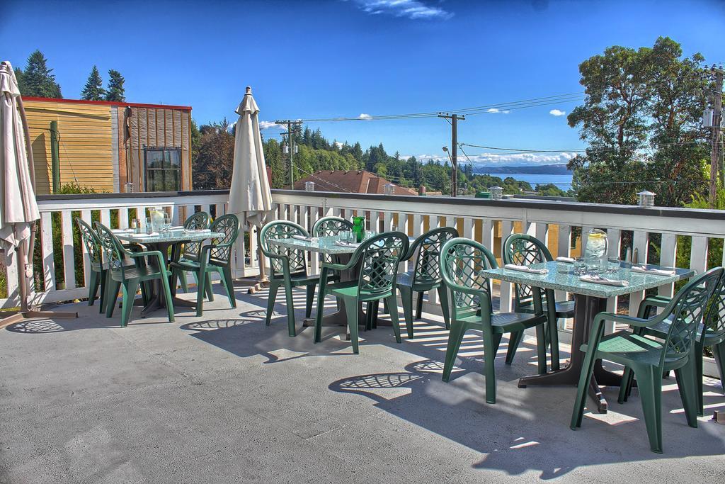 The Old Courthouse Inn Powell River Bagian luar foto