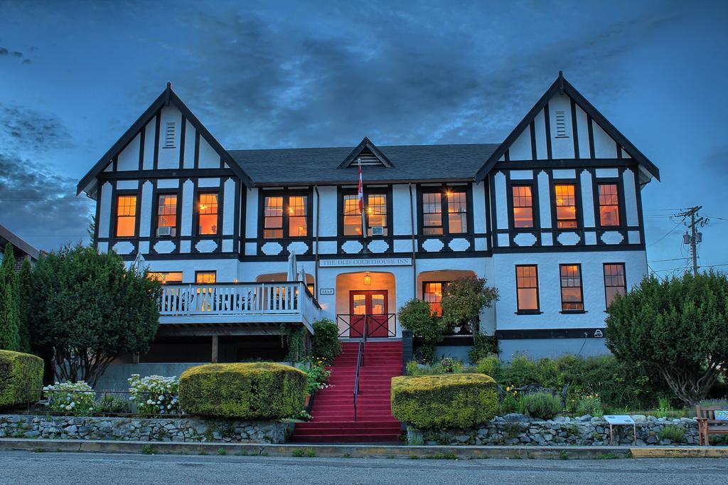 The Old Courthouse Inn Powell River Bagian luar foto